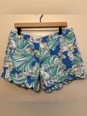 Lilly Pulitzer Buttercup Shorts Women 14 Floral Summer Scalloped Hem